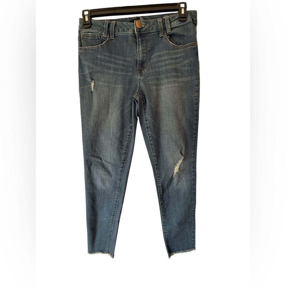 1822 Denim Distressed Blue Ankle Jeans Women’s Size 12